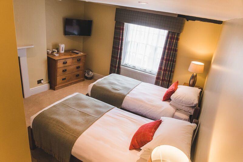 Black Swan Hotel Devizes Luaran gambar