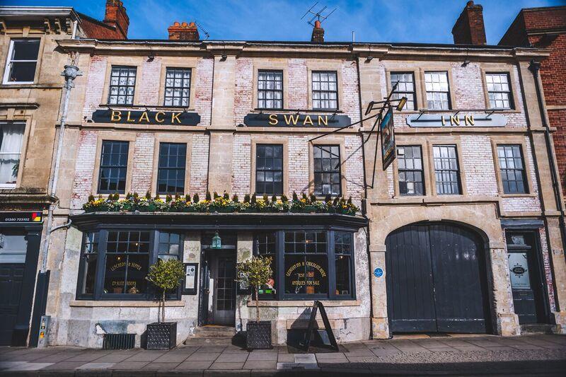 Black Swan Hotel Devizes Luaran gambar
