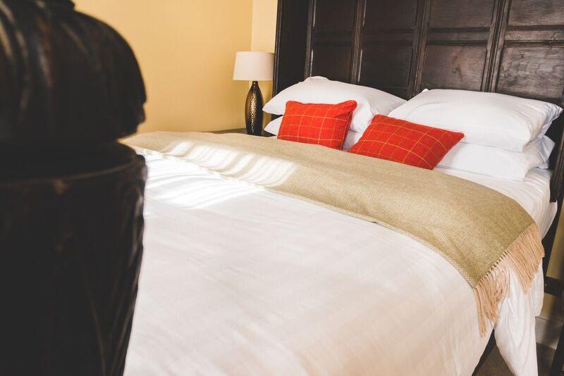 Black Swan Hotel Devizes Luaran gambar