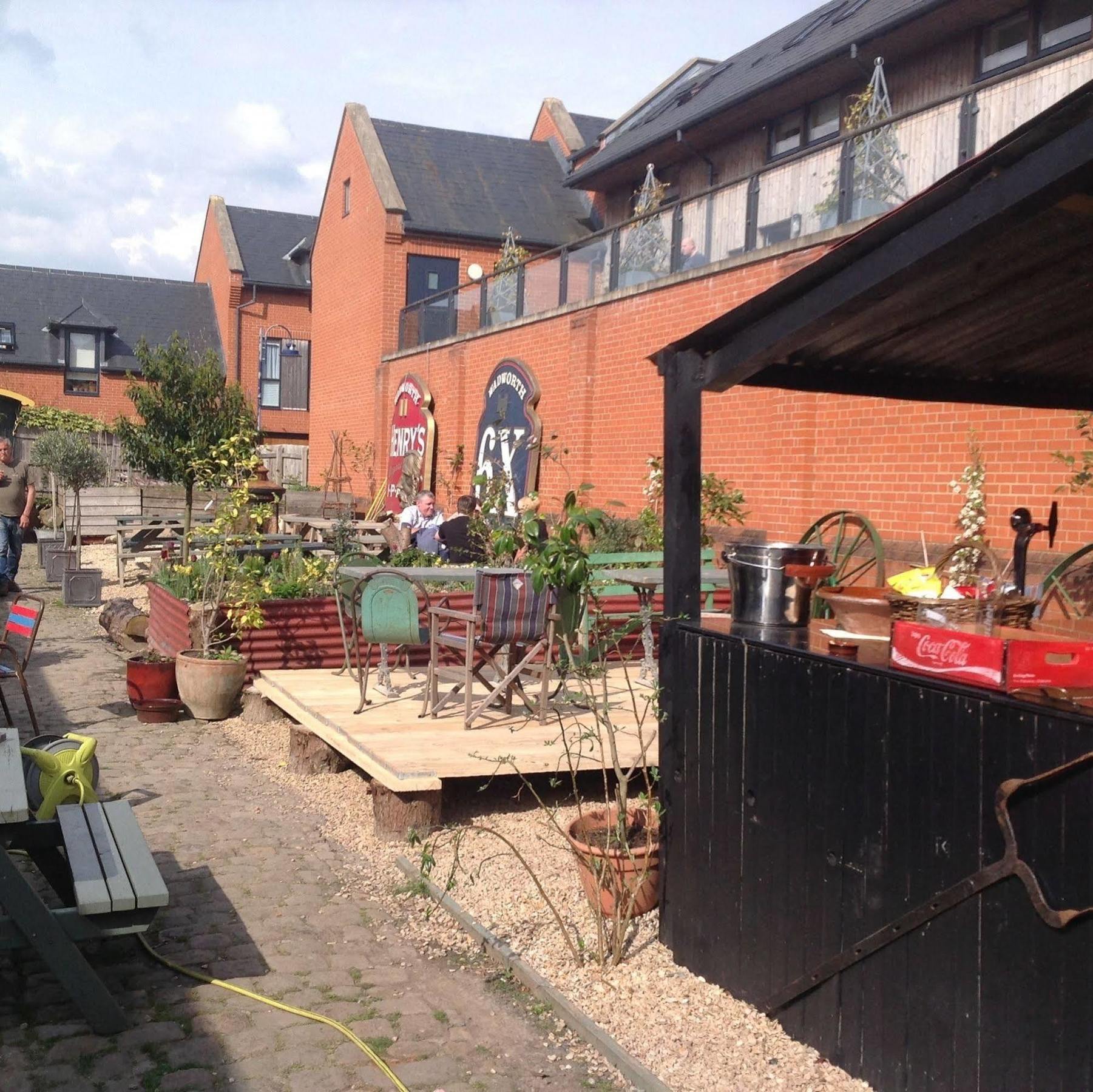 Black Swan Hotel Devizes Luaran gambar