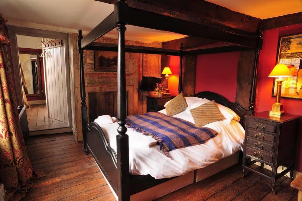 Black Swan Hotel Devizes Luaran gambar